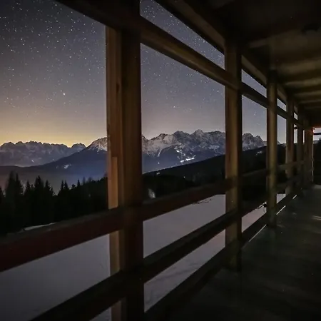 Alojamento de Turismo Selvagem Rifugio De Dòo *