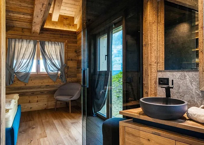 Rifugio De Doo 山林小屋 *