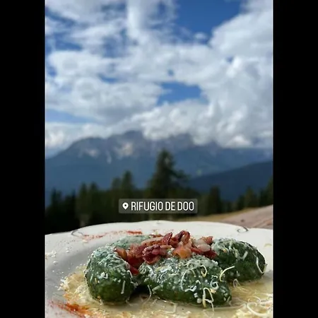 롯지 Rifugio De Doo