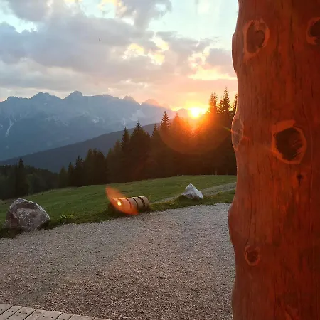 Rifugio De Dòo *