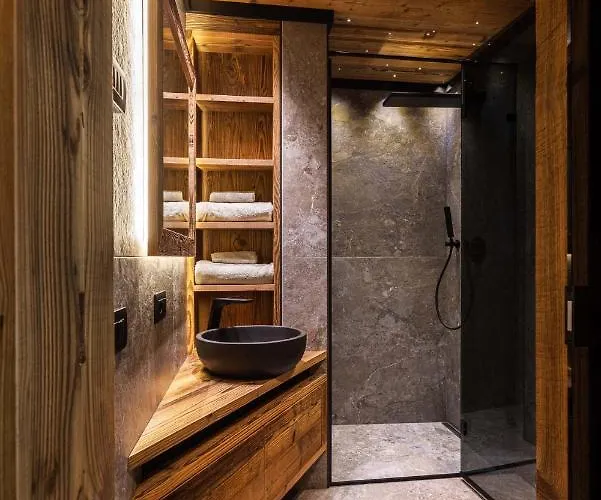 Rifugio De Doo * San Nicolo di Comelico