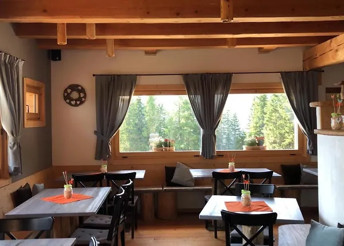 Rifugio De Dòo * San Nicolo di Comelico