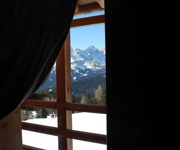 Lodge Rifugio De Doo *