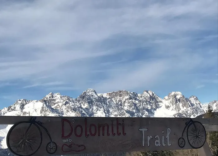 Gerendaház Rifugio De Doo